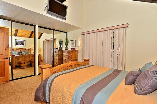 Tahoe Tyrol Chalet South Lake Tahoe image 5